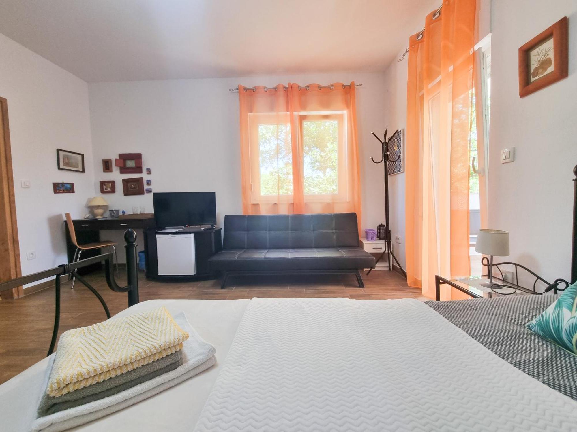 Apartments & Room Danijel Pinezići Extérieur photo